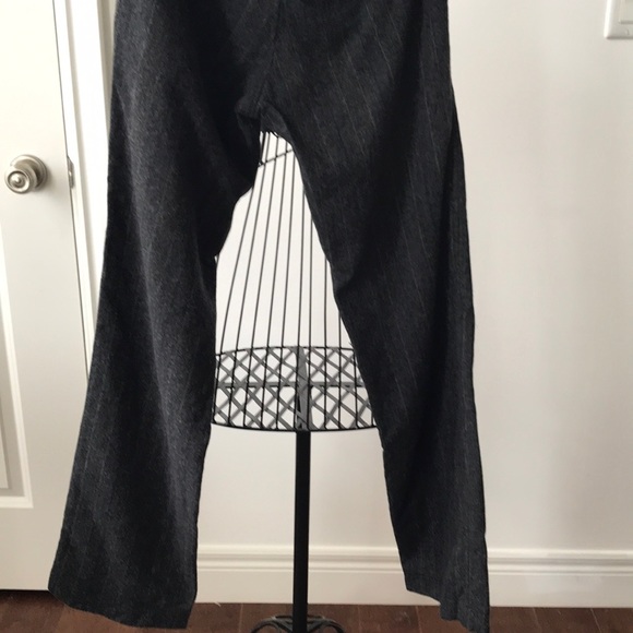 Hugo Boss Pants - Picture 5 of 5